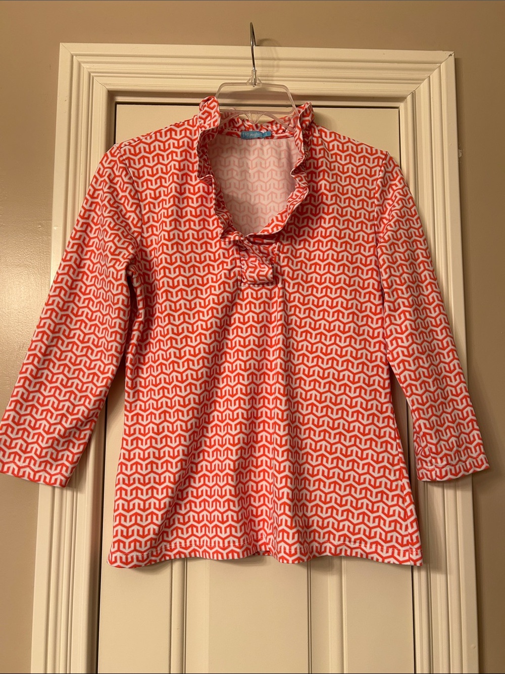 J. McLaughlin Coral and White Ruffle Neck 3/4 Sleeve Top Sz S